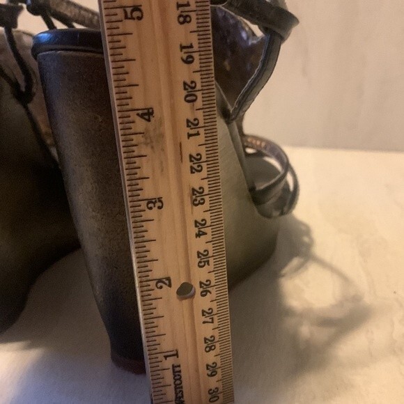 CHARLES by Charles David Women's Black Aztec Boho Southwestern Sandals US 8 - Picture 13 of 16